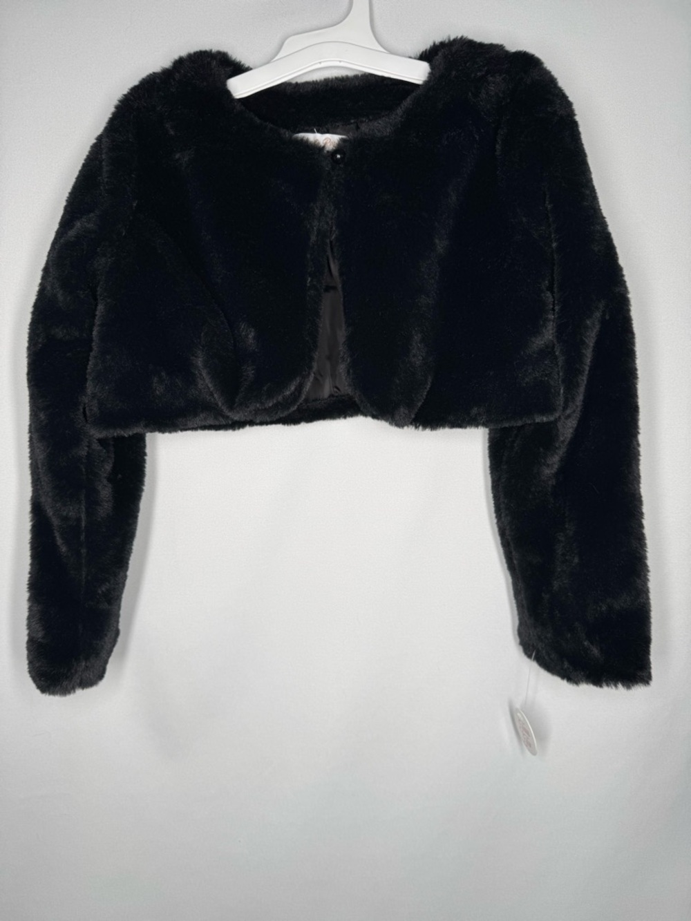 ❤️3/$30 Harlow & Rose Girls Black Faux Fur Bolero Shrug - Size 8